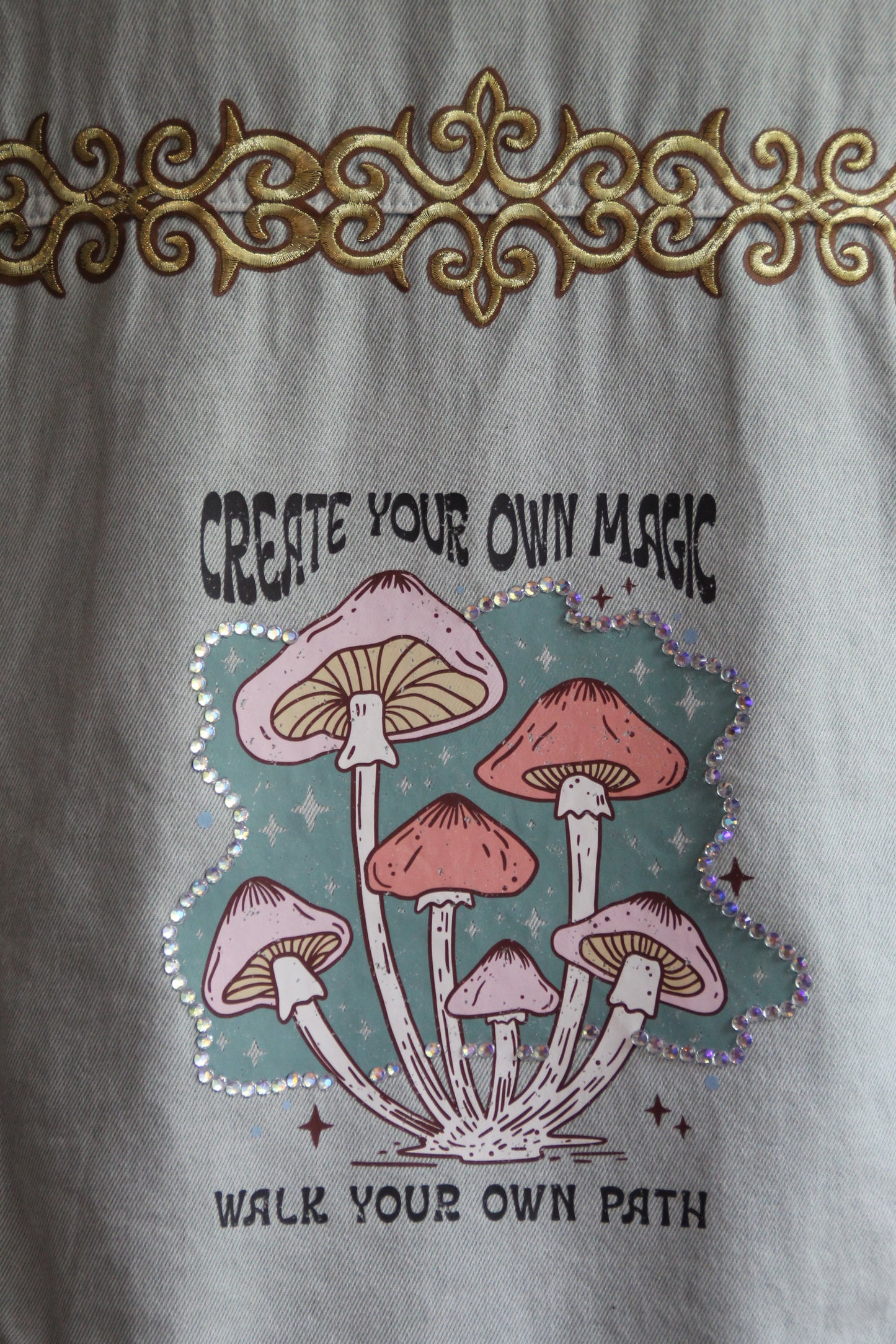 WESTE GOLDEN MUSHROOM
