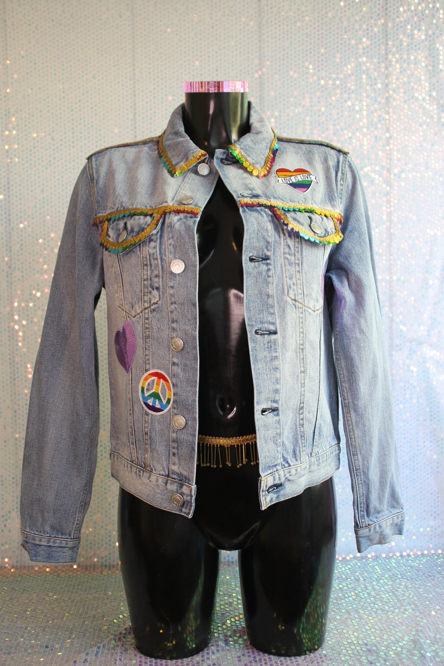 Jacke Love is Love