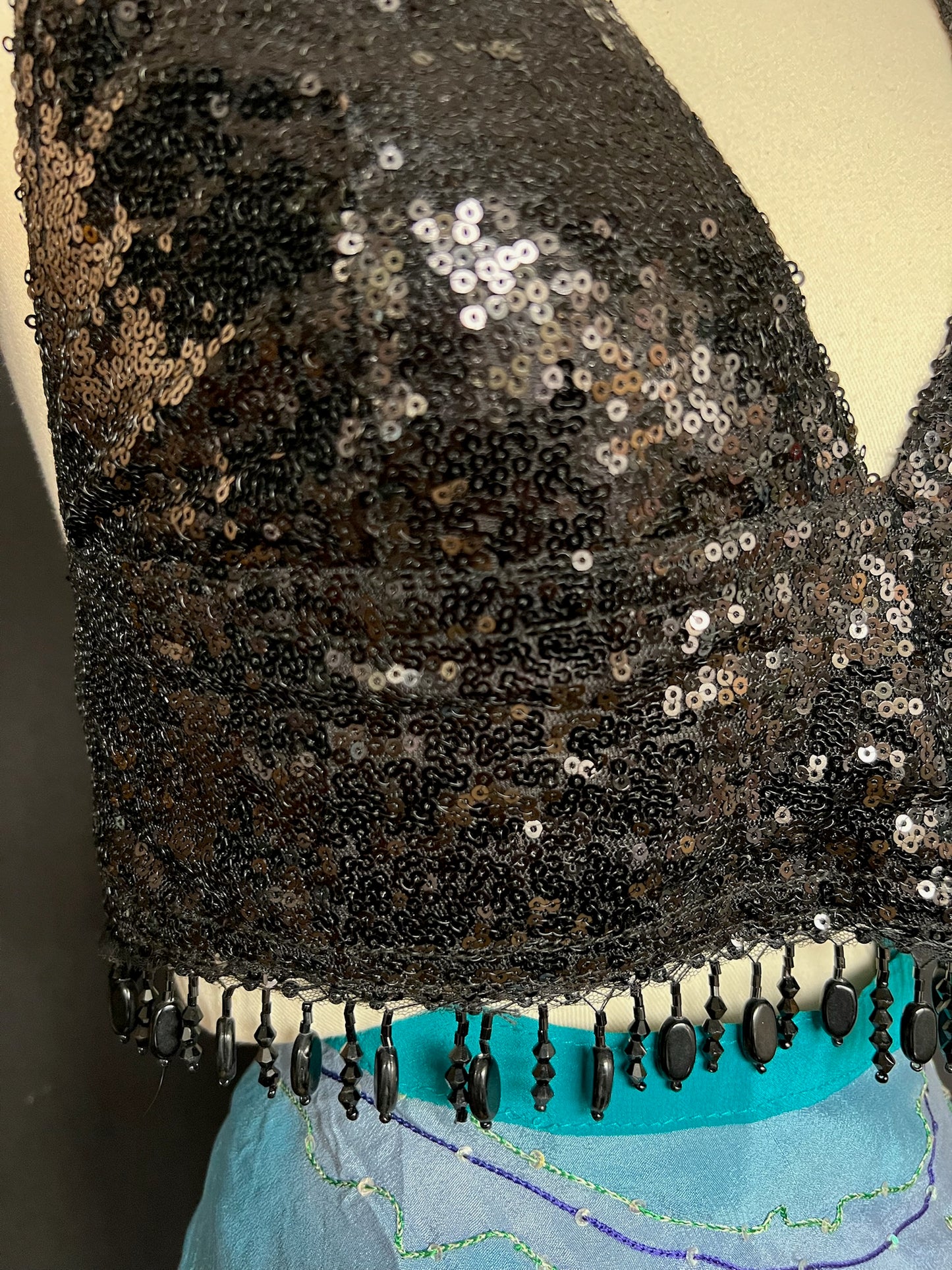 Top black