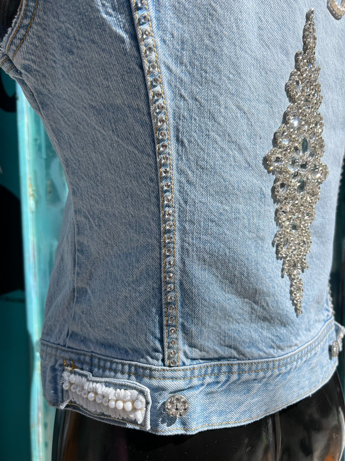 Upcycling Weste Bride